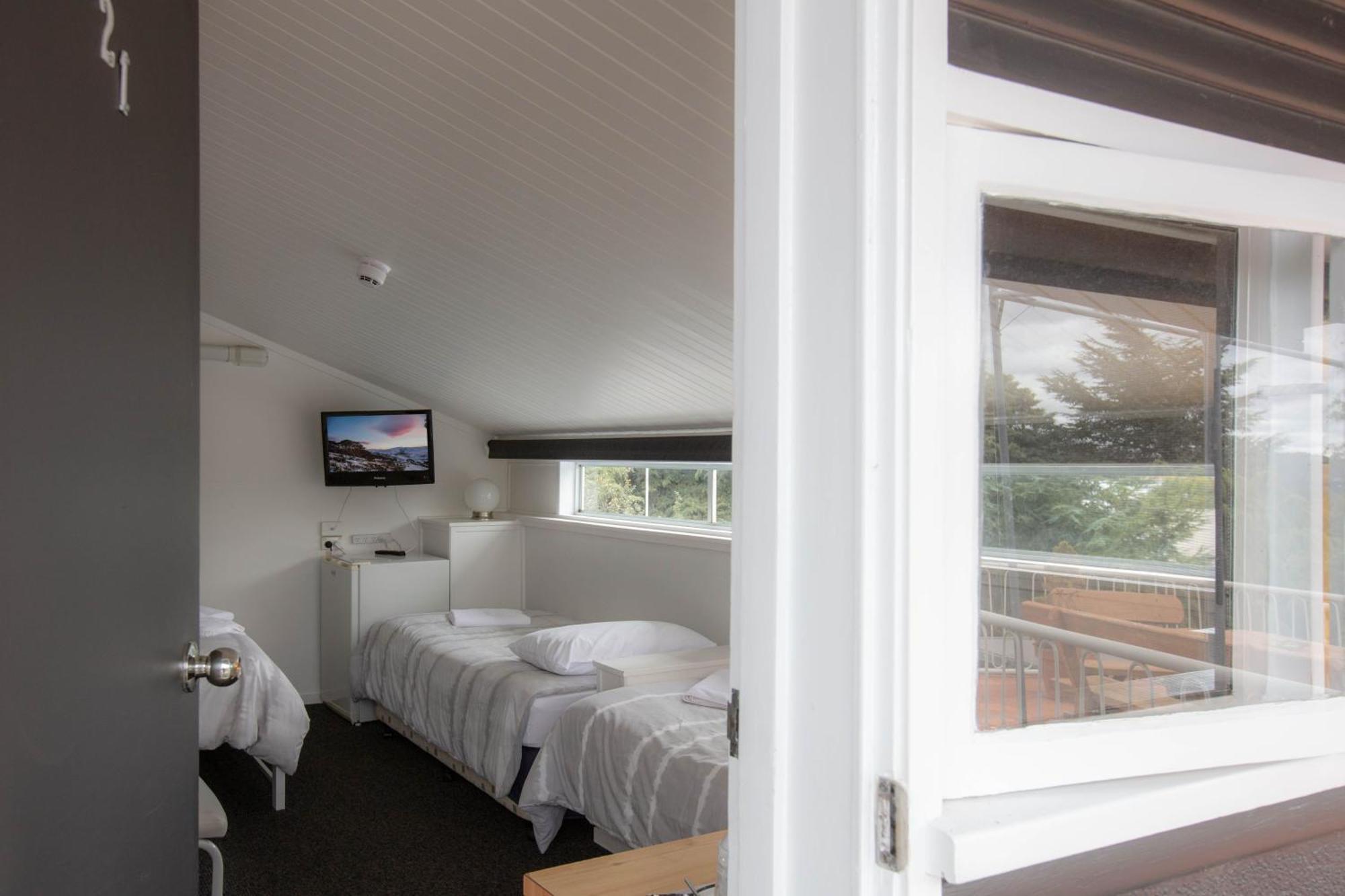 جيندابين Kookaburra Lodge الغرفة الصورة